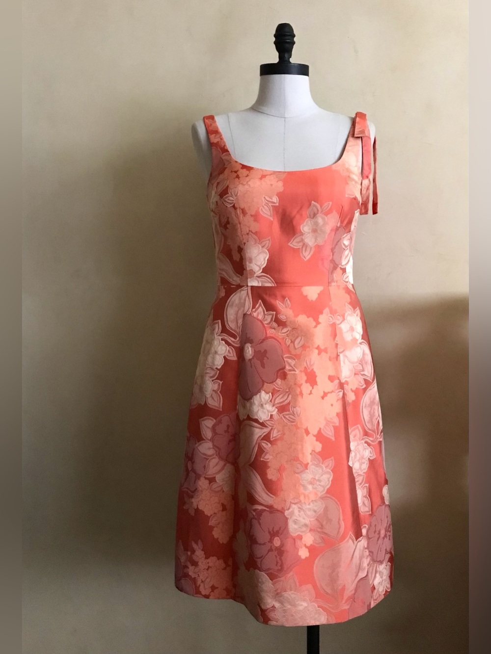 David Meister Coral Floral Brocade Midi Dress - Picture 4 of 11